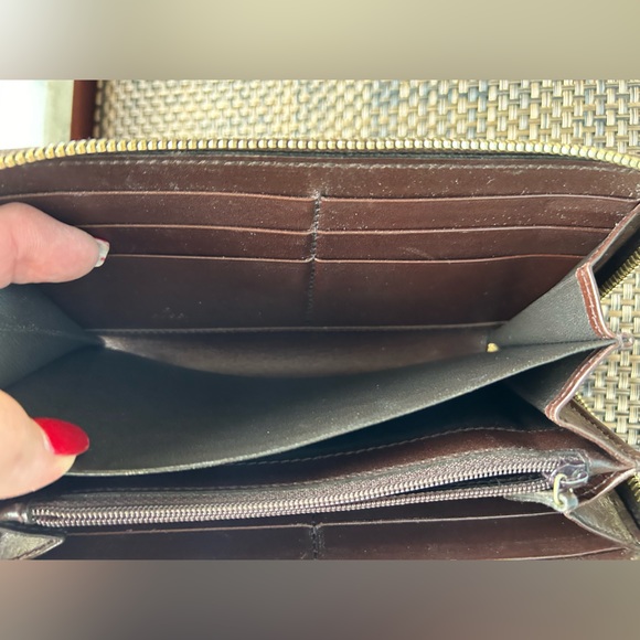 Gucci Brown Guccissima Leather Wallet - Picture 16 of 16